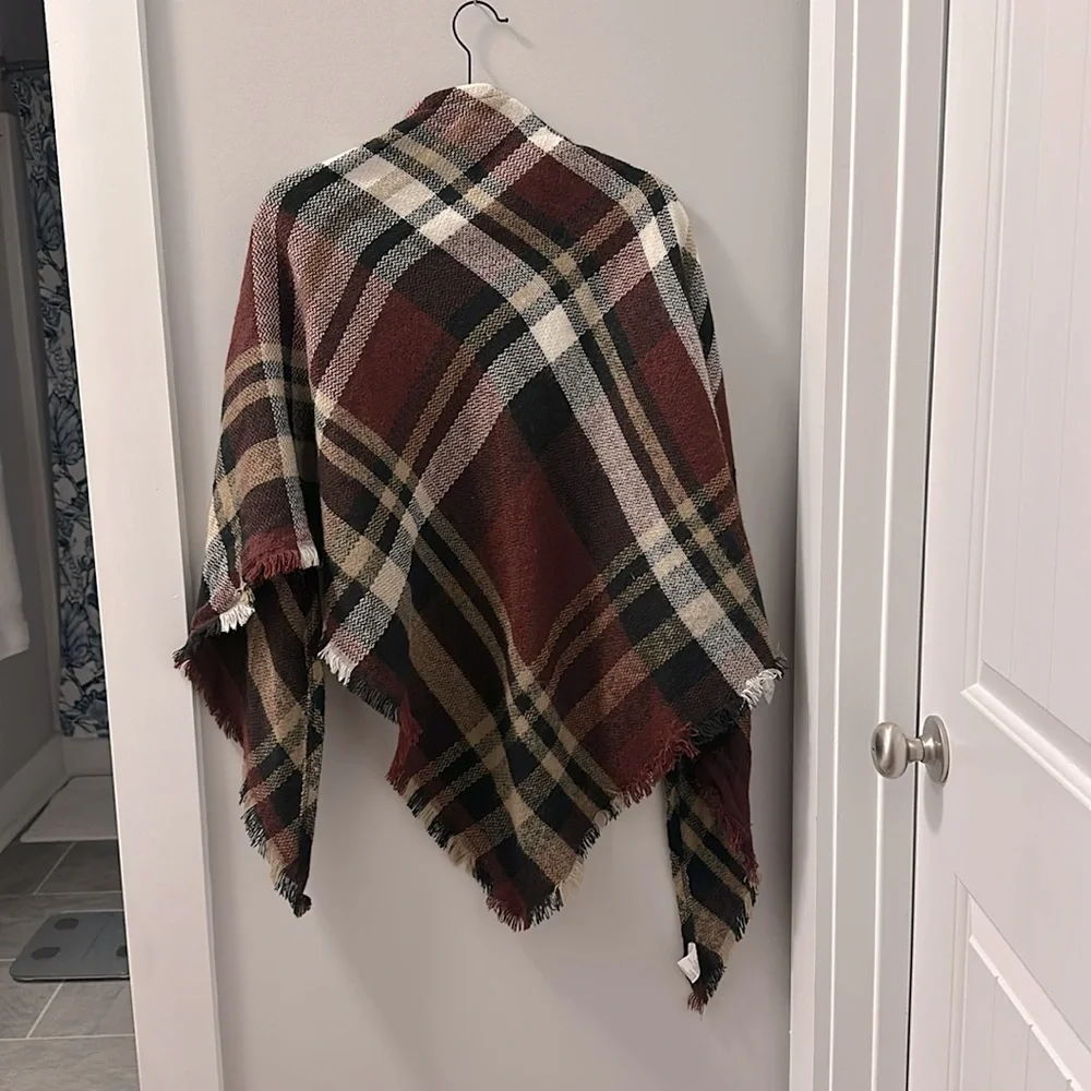 Multicolored wrap
